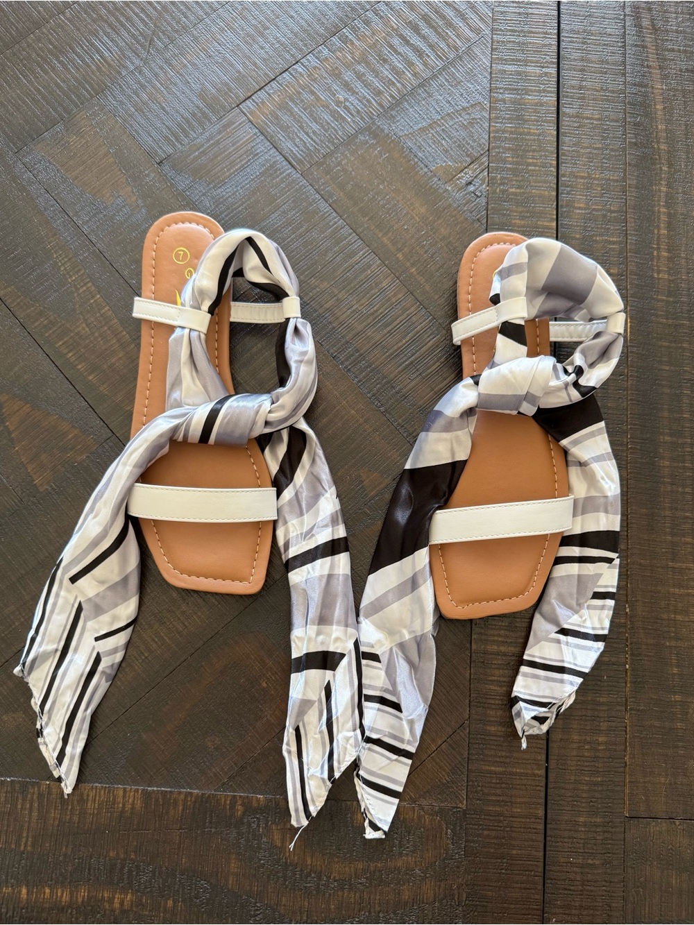 Glaze Tan & White Scarf-Tie Slide Sandals